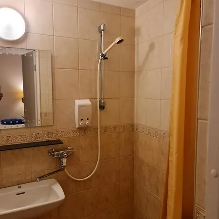 Pensionat Felixi Maja 3*