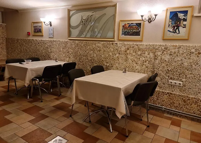 菲利西玛雅酒店