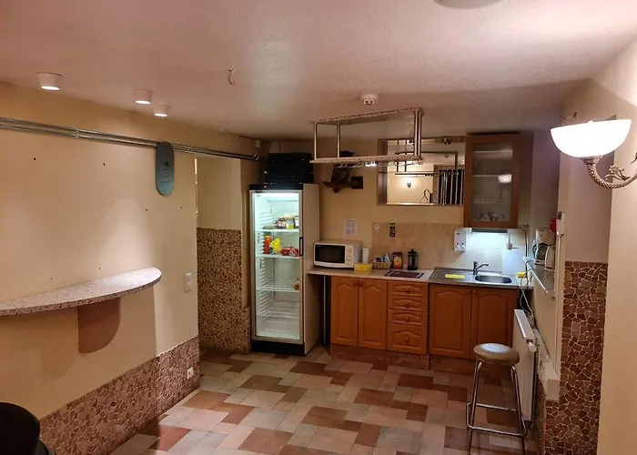 菲利西玛雅酒店 招待所 维尔扬迪